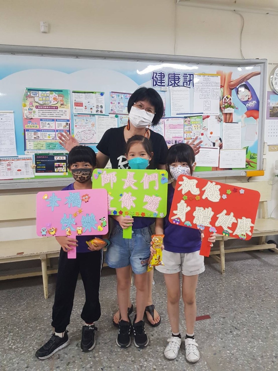 LINE_ALBUM_校網輪播照片1111_221111_50.jpg